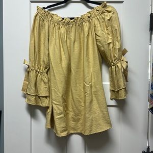 Boho Chic size small - never worn- color warm yellow tunic on or off shoulder